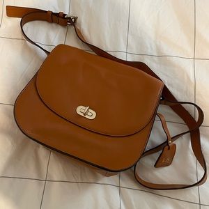 Lo and Son’s Camera Bag